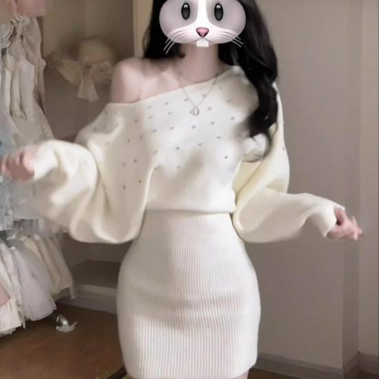Women s White One-Shoulder Long-Sleeve French-Style Bodycon Dress with Embellishments Medium белый