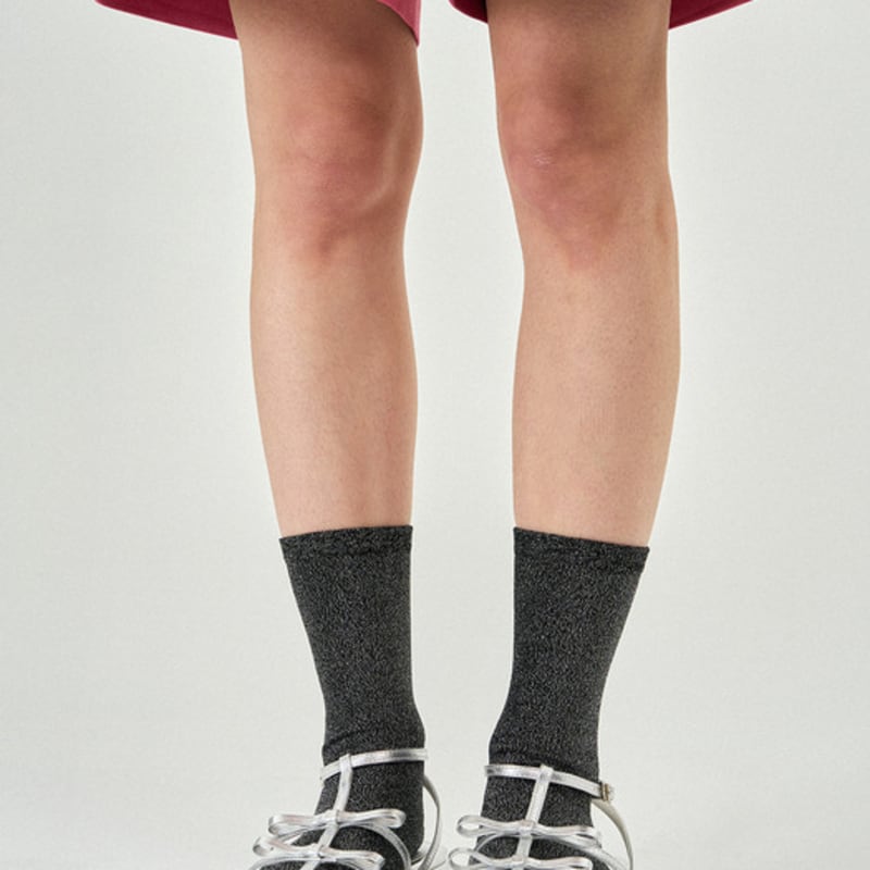MONTH IN MONTH OUT Pit a Pat Glitter Socks _ BLACK&SILVER