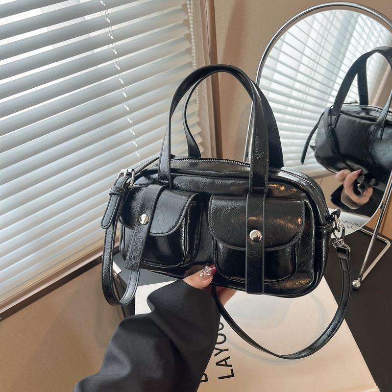 

Retro small bag women s spring and summer versatile new fashion shoulder messenger bag work portable pillow bag чёрный