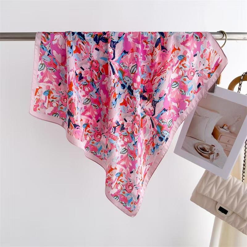

Fashion Women s Scarf, Premium Imitation Silk, Colorful Floral Print, Lightweight Neck Scarf for Work & Casual Outfits 68-68cm розовый