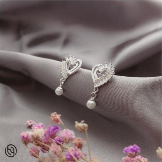 Herzförmige Einfache Mädchenhafte Süße Modische Ohrringe Koreanische Personalisierte Accessoires mit Vielseitigem Temperament