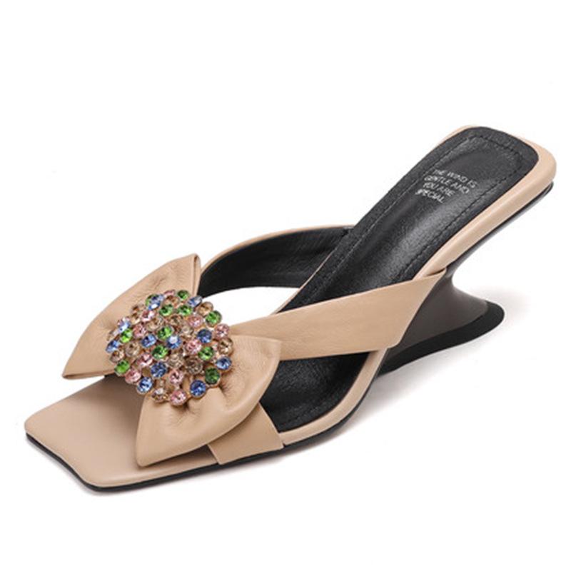 French holiday style high-heeled cool slippers women's outer wear summer 2025 new soft leather rhinestone bow wedge sandals