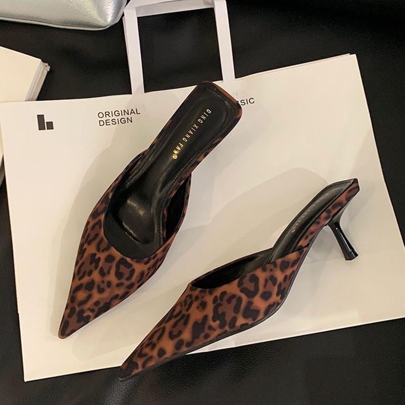 Internet celebrities leopard print pointed head high heel muller shoes fashion bag head half slippers women's shoes wear 2025 spring and autumn new
