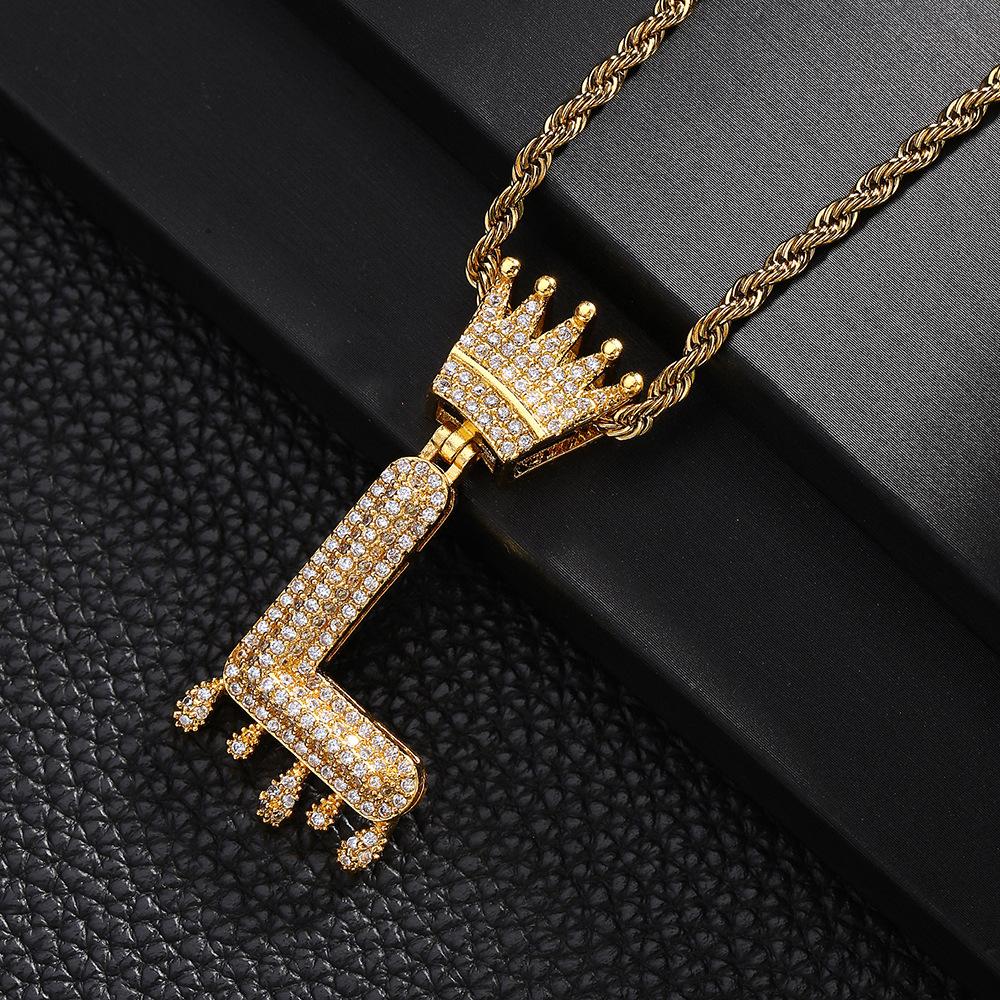 TEMU Hot Selling Fashion Versatile Crown Copper Set with Zircon, 26 English Letter Pendant Necklace, Unisex, Small Market