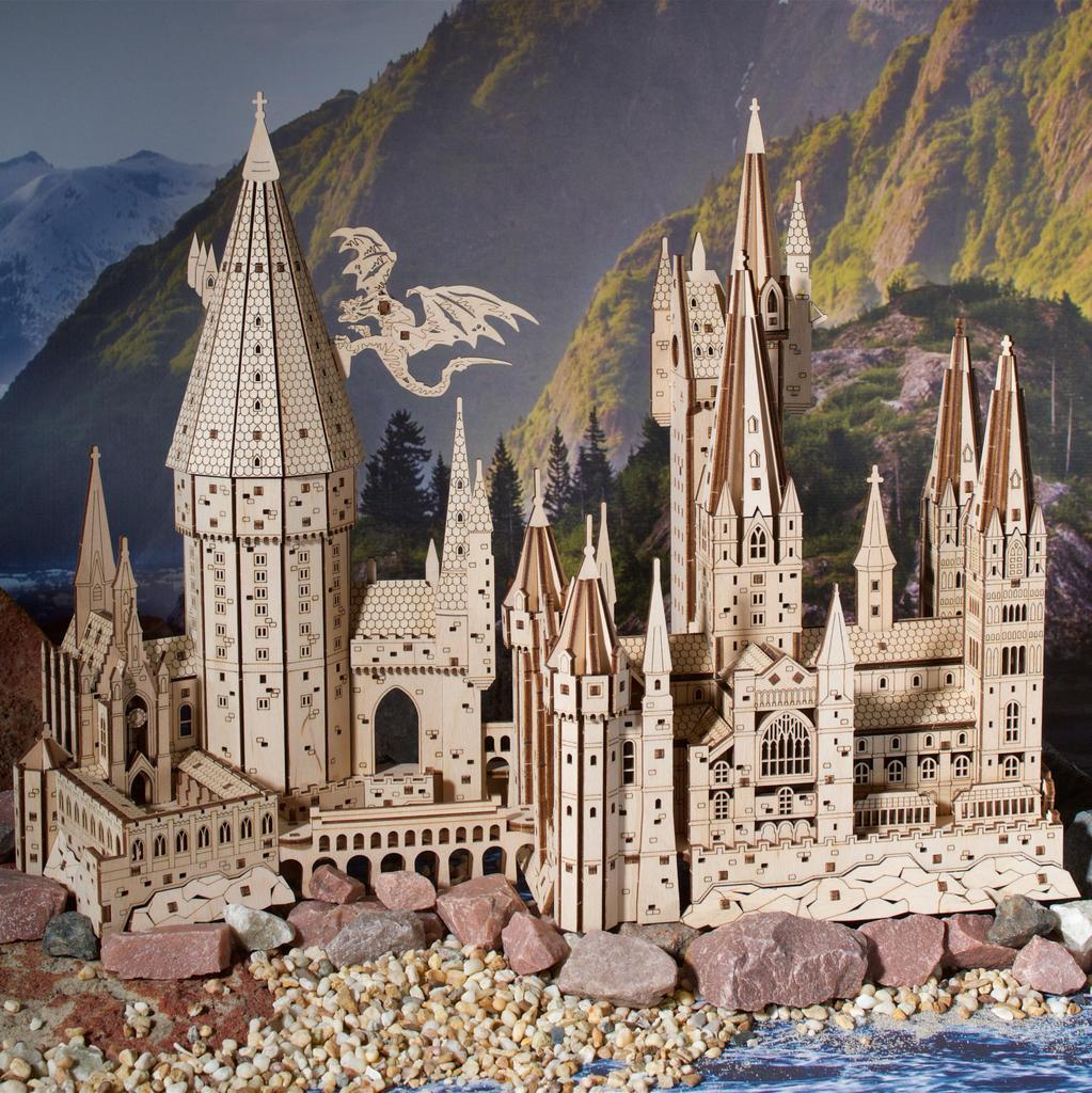 Ugears Harry Potter Hogwarts Castle 70256 Wooden No Glue or Tools 3D Puzzle for Adults Puzzle, Required,