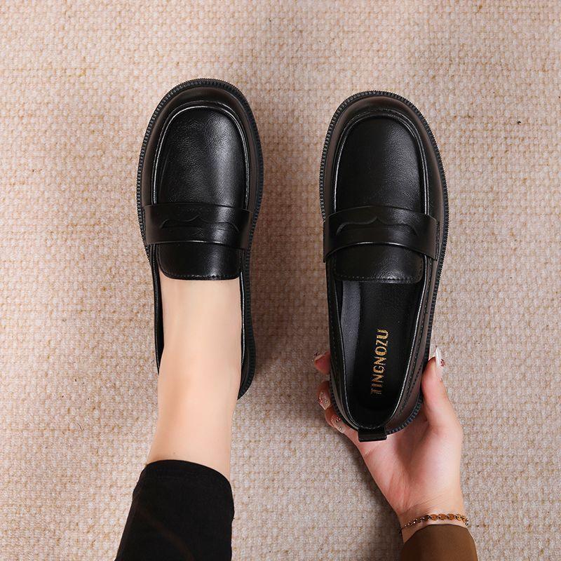Soft-soled Casual Shoes Spring and Autumn New Flat-soled Medium-comfortable Single Shoes Non-slip Middle-aged Leather Shoes Women