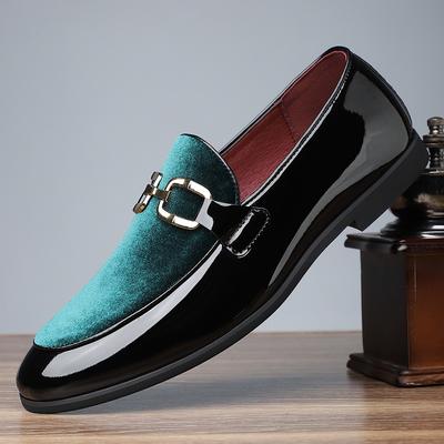 Neuer Trend Spitz zulaufend Gemischte Farben Zum Hineinschlüpfen Lackleder Schuhe Männlich Designer Hochzeitskleid Schuhwerk Zapatos Hombre