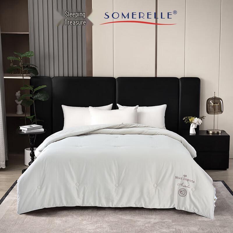 SOMERELLE Australian Embroidered Wool Quilt