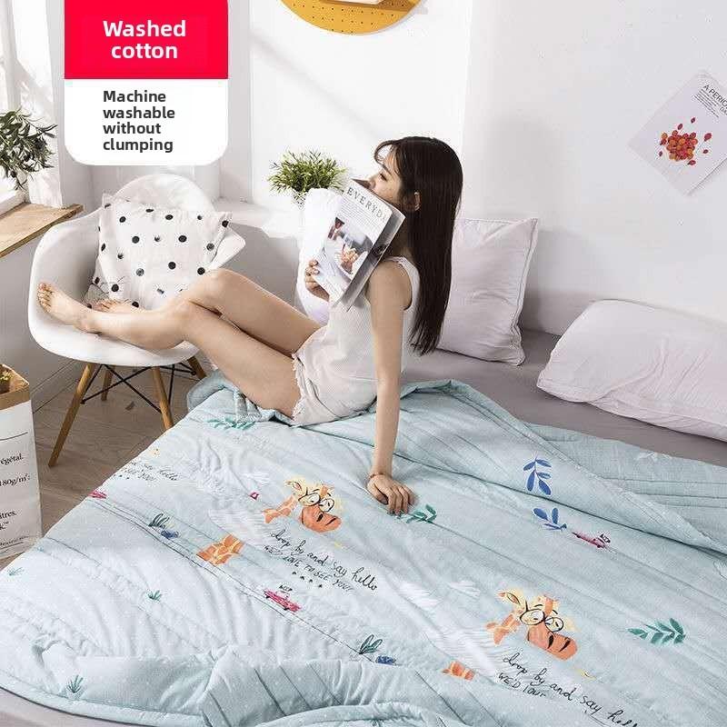 Stylish Blanket Summer Polyester Fiber Fill Water Wash Cotton For Indoor Use