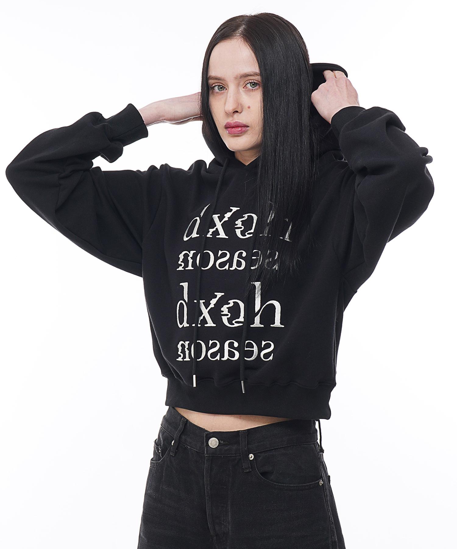 D So H Season Logo Semi-Crop Hoodie [Black] Free