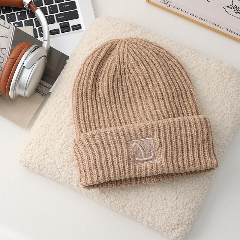 Big Head Circumference Coarse Yarn Hat for Women Autumn and Winter Loose Warm Pile Cold Hat Knitted Ear Protection Hat