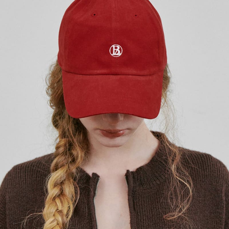 

BELLOL Small B Logo Ball Cap WINE FREE