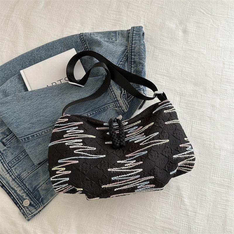 

Простая и модная вместительная сумка для поездок на работу с косым ремнем 2024 года, новая летняя модная сумка через плечо, модная сумка-тоут чёрный