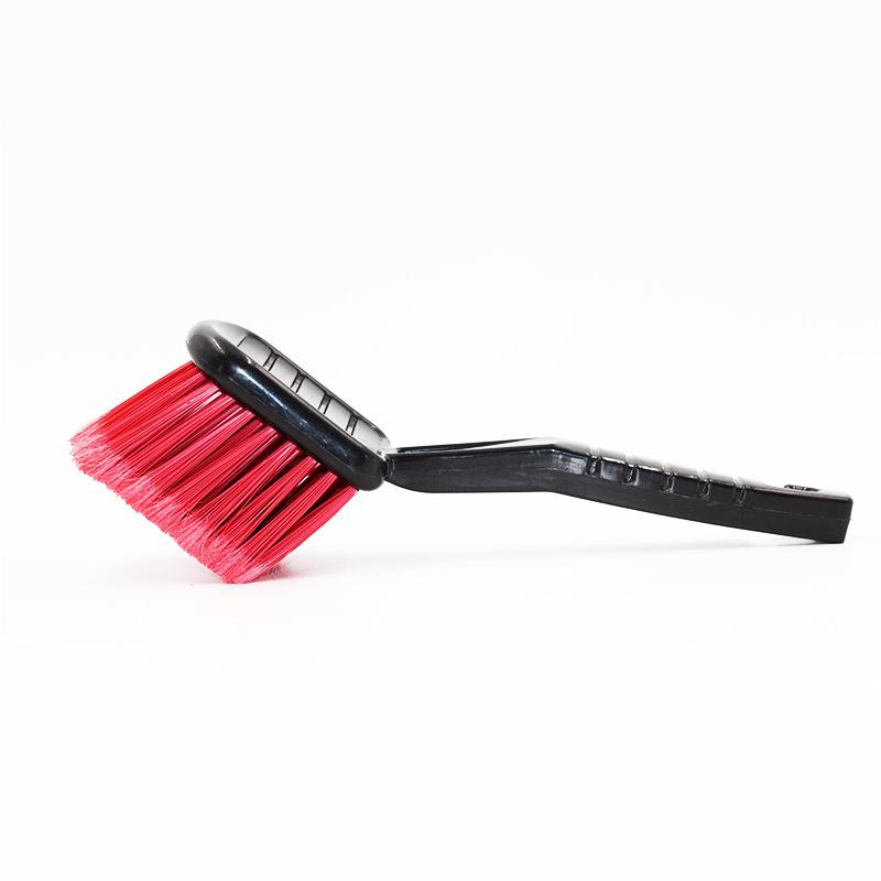 

Щетка для чистки автомобильных колес для чистки автомобильных легкосплавных дисков и щеток для шин, щетка для мойки автомобилей с мягкой щетиной и длинной ручкой, практичный инструмент для мойки автомобилей 26*9*7.5cm красный/чёрный