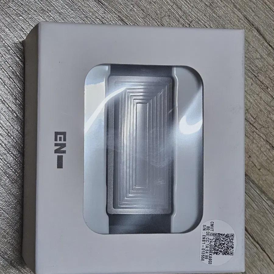 

Нхайпен Лайтстик 2 Лайтбэнд Нераспечатанный Совершенно новый Концертная цена