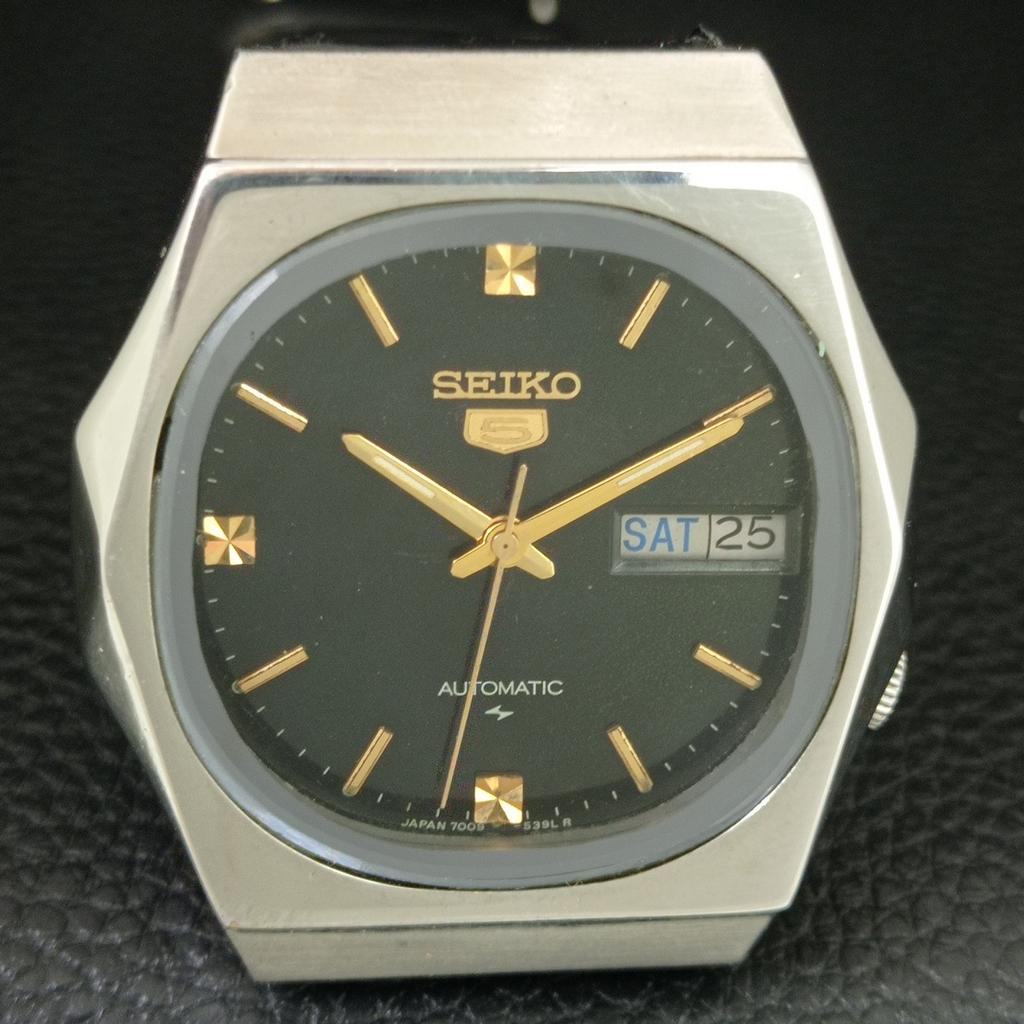VINTAGE SEIKO 5 AUTOMATIC 7009A JAPAN MENS ORIGINAL DIAL WATCH A709146-1