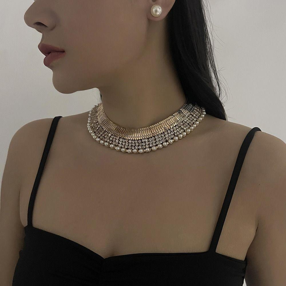 Imitationsperlen-Halskette Ohrring-Set Exquisite Schlüsselbeinkette Mehrlagiges Schmuckset Bankett