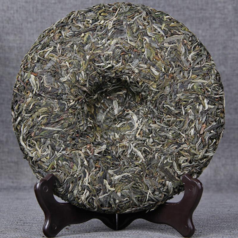 Ancient Tree Pu'er Tea Cake 357g Yunnan Green Tea Natural Gift