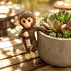 Garden Resin Statue Planter Hanging Monkey Statue, Plant Pot Hugger, Sculpture Cute Miniature Figurine for Flower Edge Decoration Weatherproof