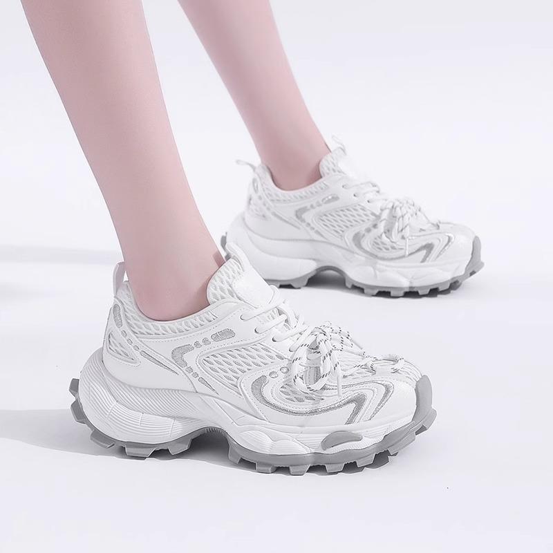 Summer single net breathable thick-soled muffin dad shoes women 2025 new European products versatile and small fashion sports shoes