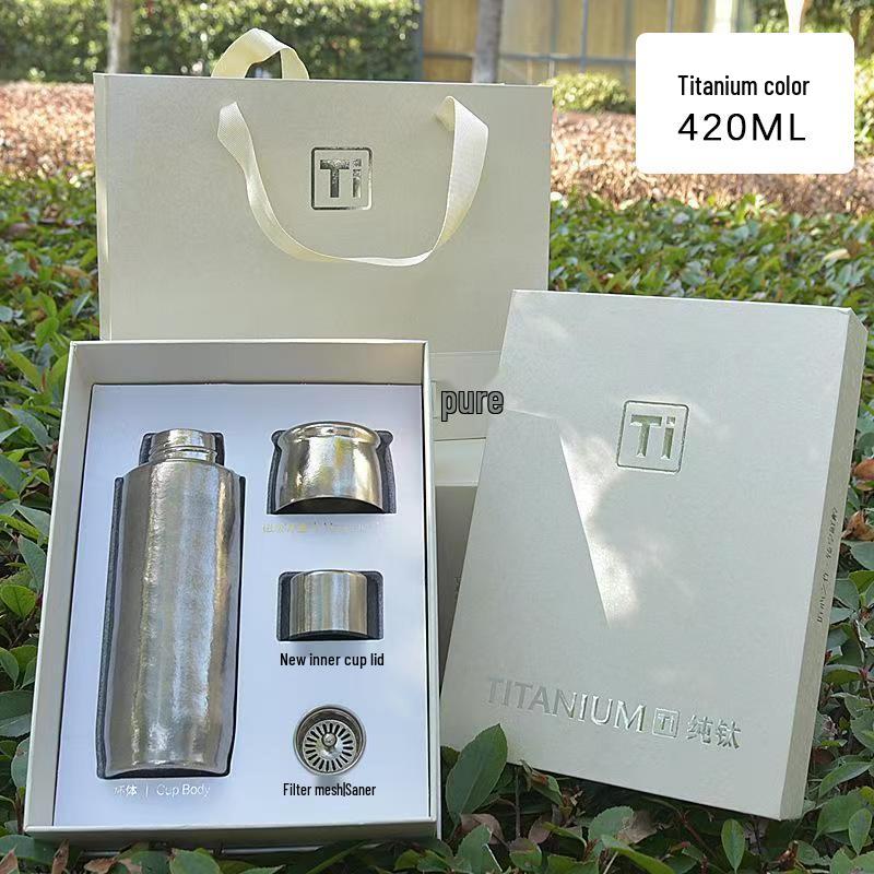 Pure Titanium Insulated Water Cup with Tea Separator – Elegant Business Gift Set 420ml