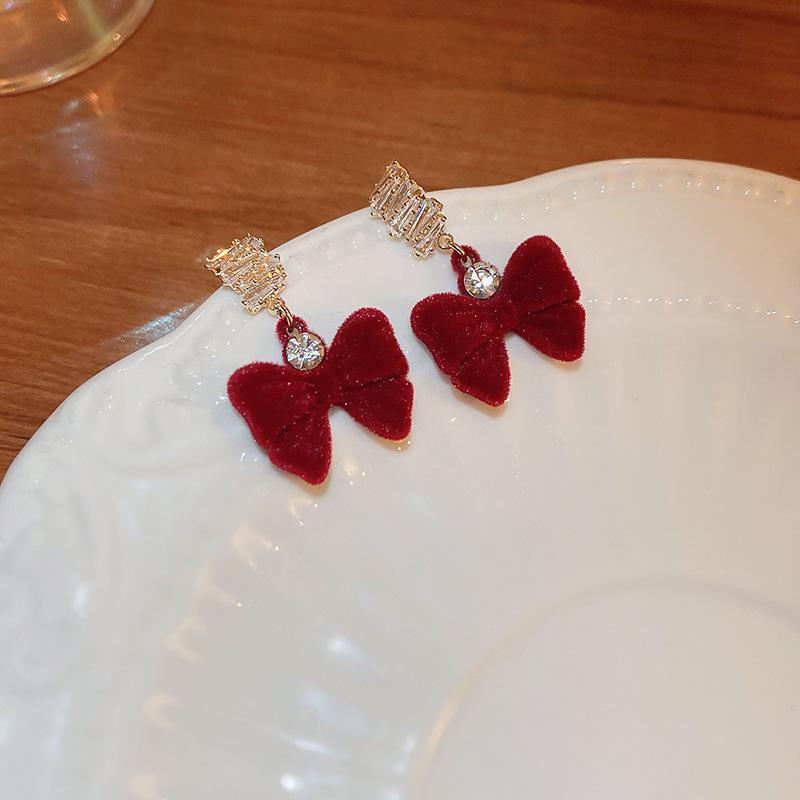 Silver Needle Ankara Red Love Stud Earrings Fashion Temperament New Earrings Light Luxury Premium Autumn and Winter