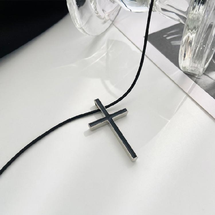 Trendy Cross Pendant Necklace Vintage Style Simple Rope Necklace Chain Necklace