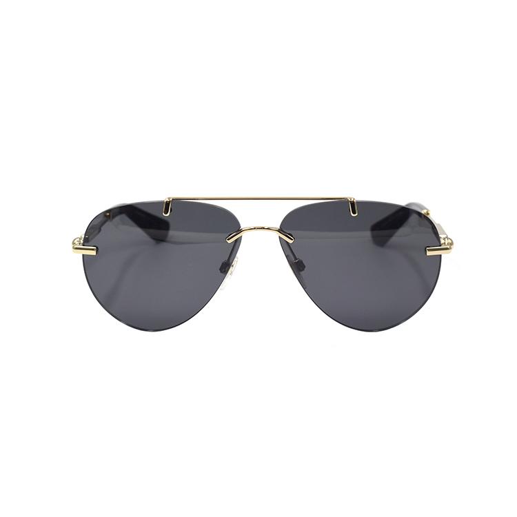 Burberry Metal Logo Series Pilot Style Sunglasses Women sunglasses Gold B3151-1109-87