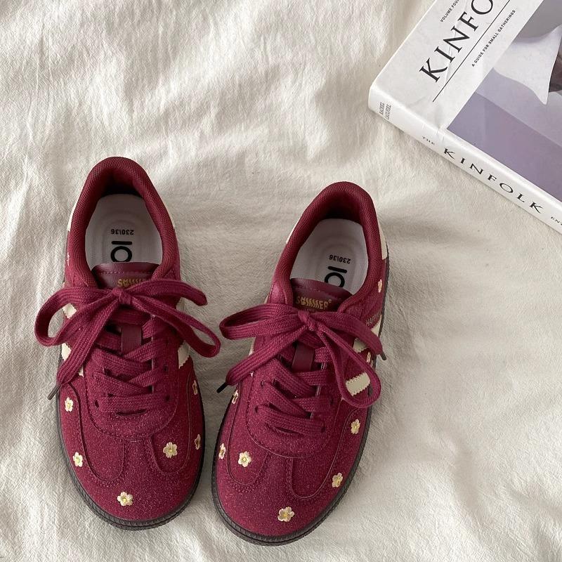 Retro niche board shoes women's spring new thick-soled red women's shoes casual versatile white shoes
