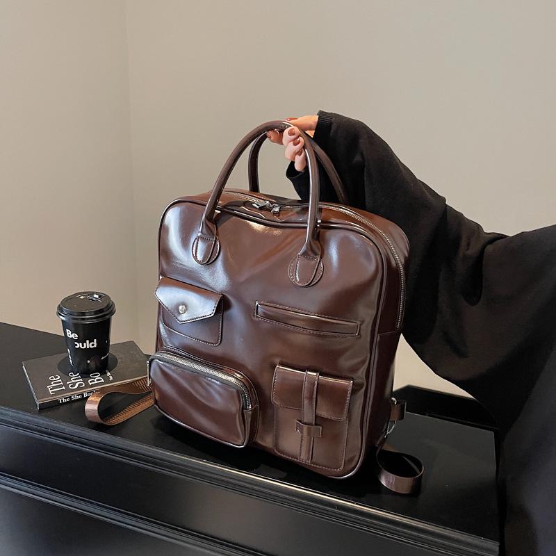 

Retro Spring 2025 Student Backpack: Large-Capacity Travel & School Bag for Women & Men брудно-білий