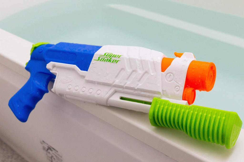 Nerf Super Soaker Scatter Blast Water Blaster A5832, Authentic