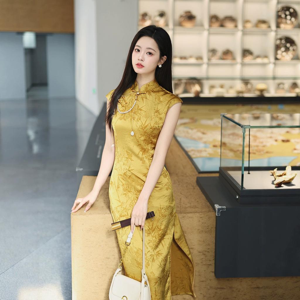 Yellow cheongsam 1011 new spring and summer new Chinese style improved women's white high-end temperament beautiful dress