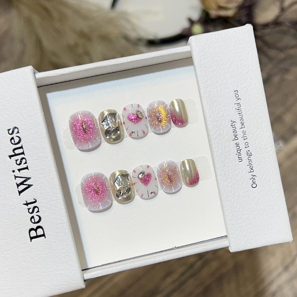 Pure Hand-wearing Armor Short Sweet and Cool Girl Cat Eye Nail Art Hand-painted Demon Eye Fake Nail Removable Nails