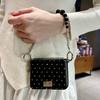 Funda de Teléfono Moda Diamante Estilo Pequeño Fragante Para Motorola Razr 50 60 70 Ultra 60Pro Evitar Pérdida Pulsera Proteger Cubierta Trasera