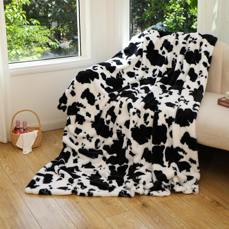 Cozy Printed Milk Flannel Blanket Leopard Design Sofa Throw Blanket for Home