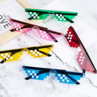 Aksesuarlar – Maskeli balo gözlükleri