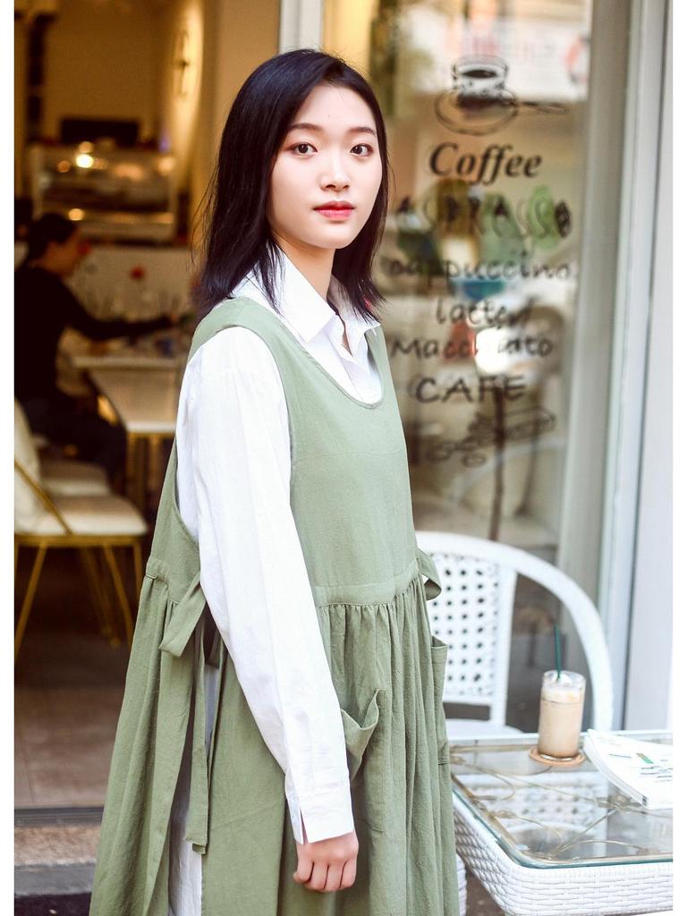 Übergröße Ganzbaumwoll-Blumenschürze mit Seitenöffnung für Nagelkunst - Europäischer & Amerikanischer Stil