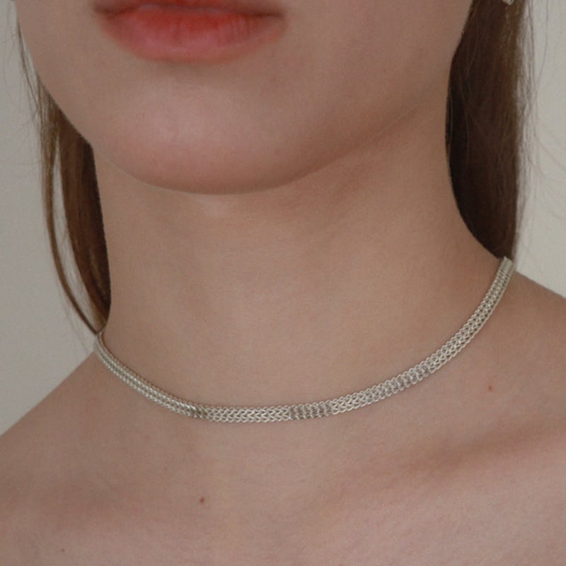 

Less is more silver viann necklace free