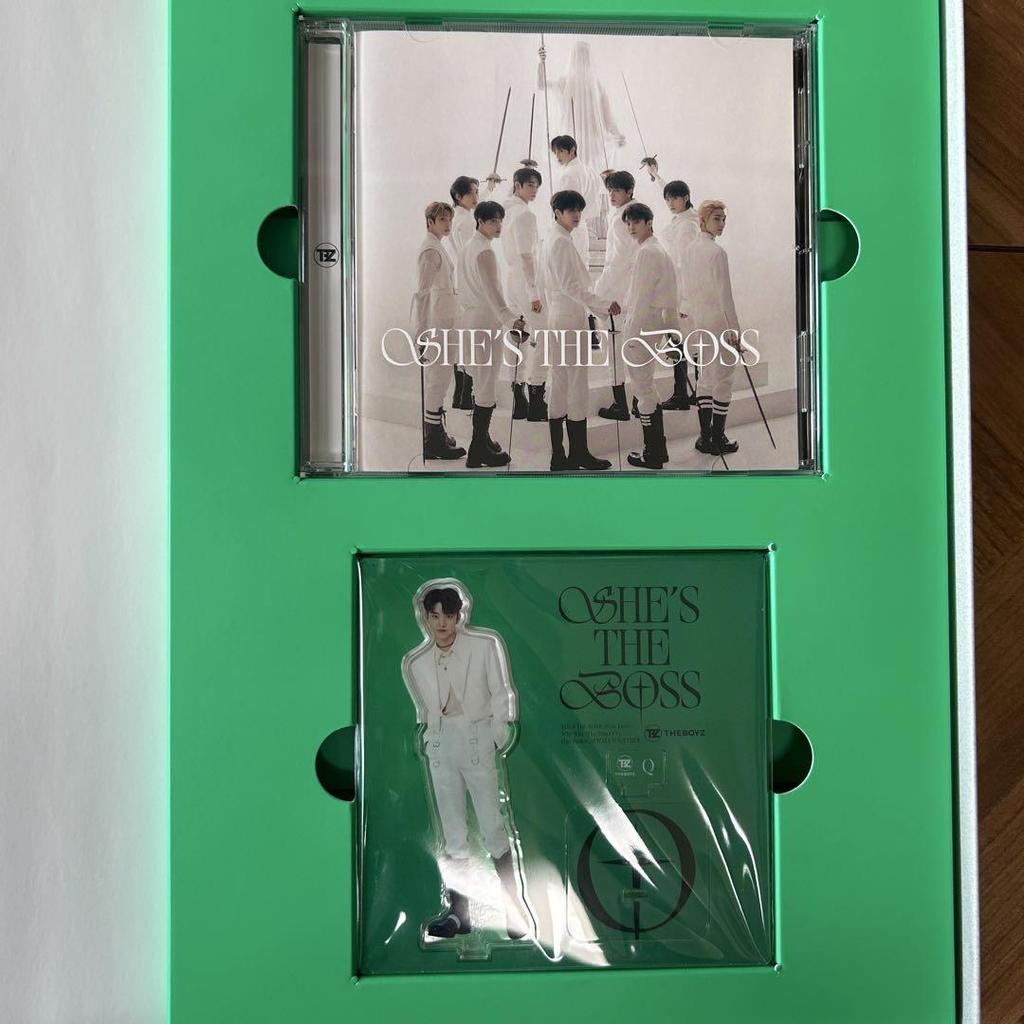 [USED] THE BOYZ SHE'S THE BOSS FC Limited Album