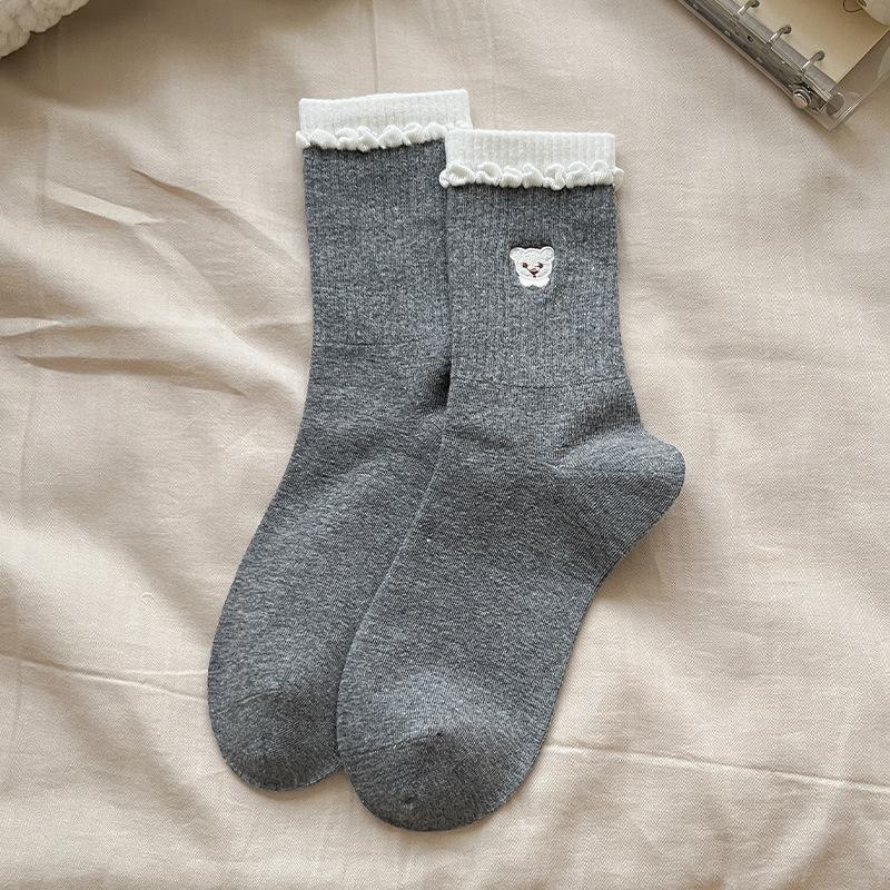 Female Spring and Autumn Cartoon Bear Embroidery Cute Bubble Mouth Boneless Lace In The Tube Pile Socks