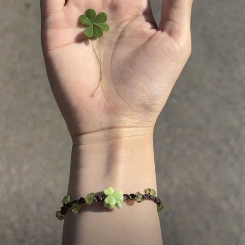 Vintage Four-Leaf Clover Lucky Hand-Woven Bracelet For Women Fine Fashion Party Jewelry Gifts