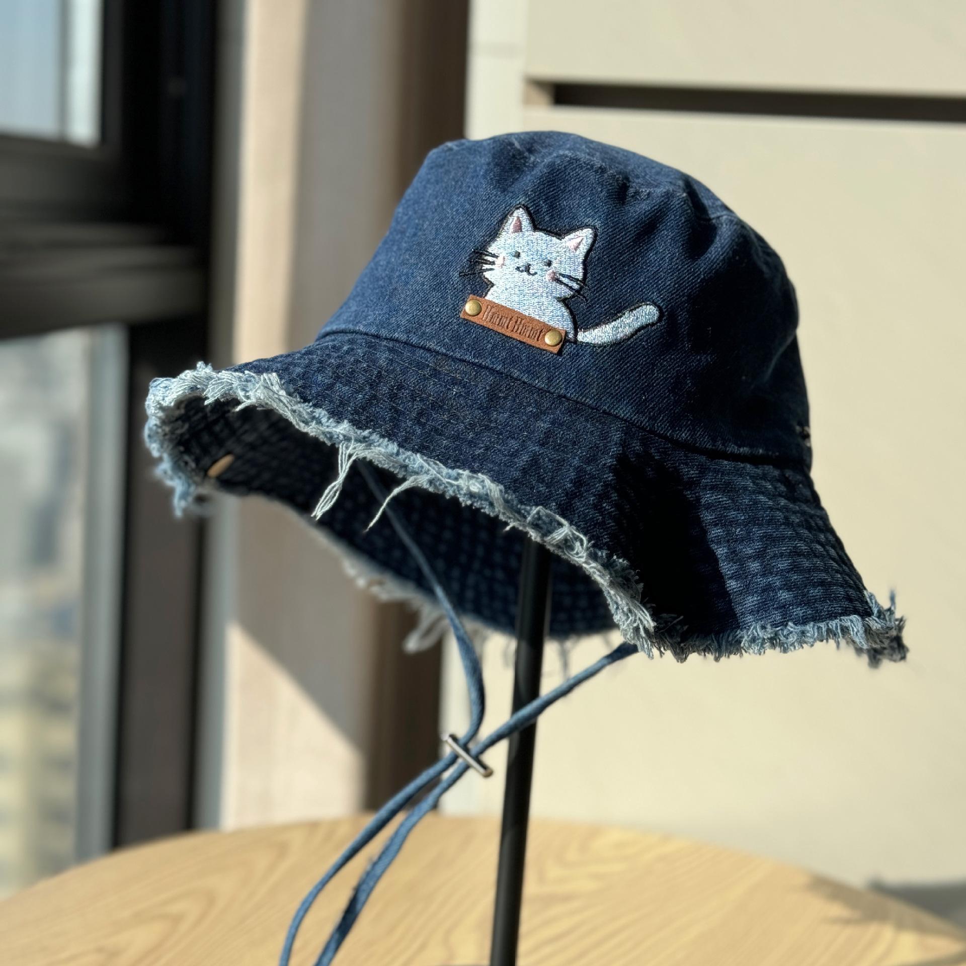 

Spring and summer new cartoon kitten denim fisherman hat for women, versatile sun protection hat for outdoor use2026New Couple Adult54-60Adjustable темно-синього кольору