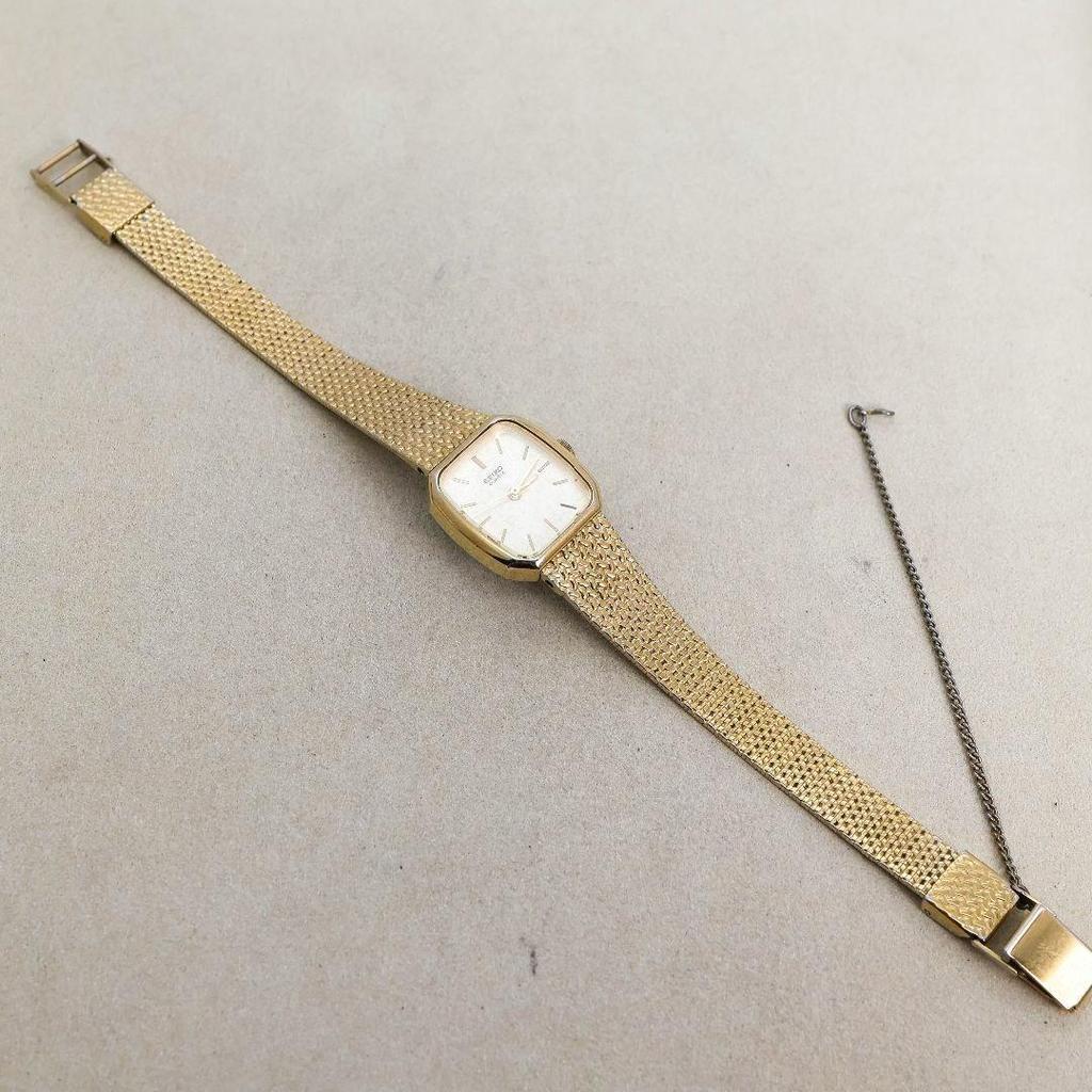 [USED] Working SEIKO Square SGP Women's Watch with Battery and Bangle 740
