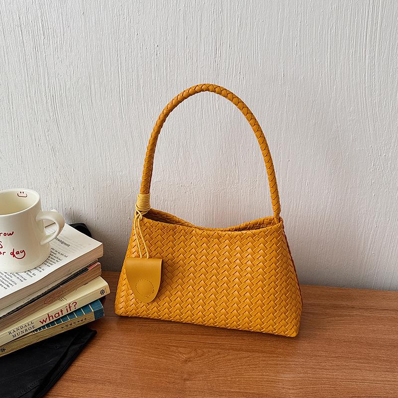 Woven Texture Shoulder Bag with Braided Handle and Soft Structure Elegant Style for Daily Wear
