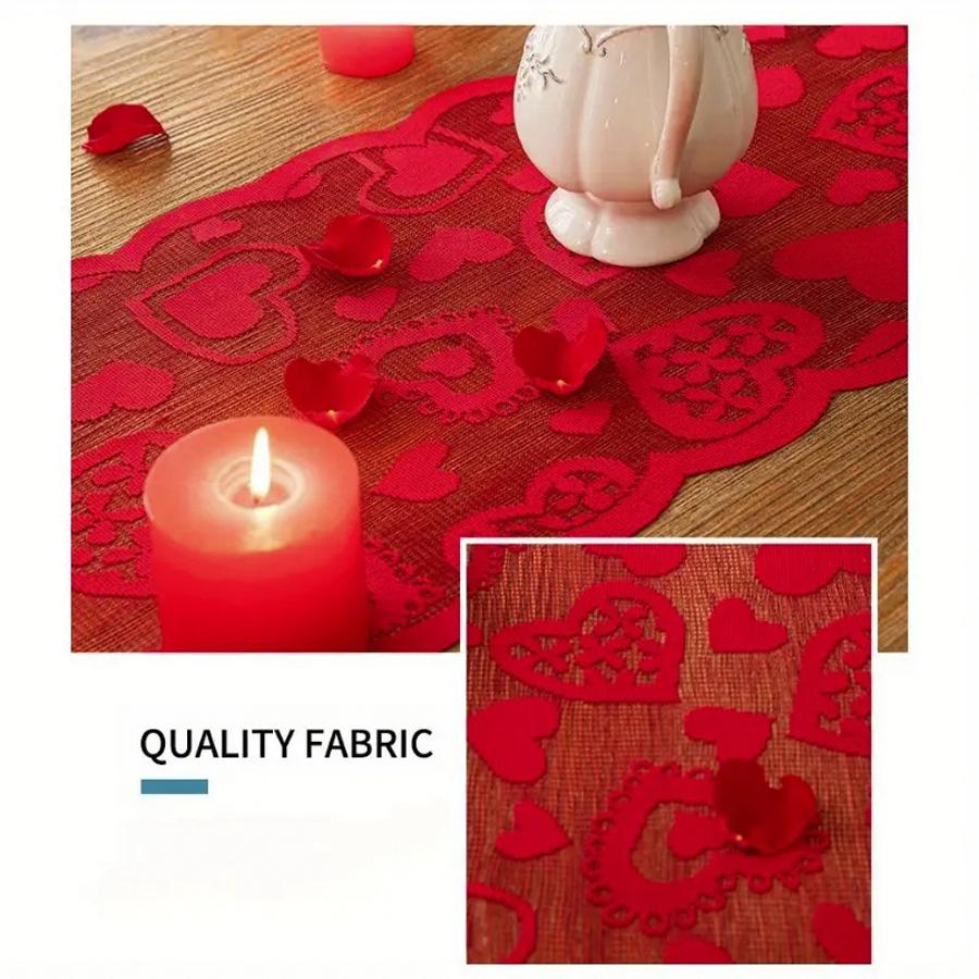 Classic Red Heart-Themed Valentine's Day Decorative Tablecloth, Polyester Woven Table Runner Suitable for Family Gatherings and Couples' Dates.