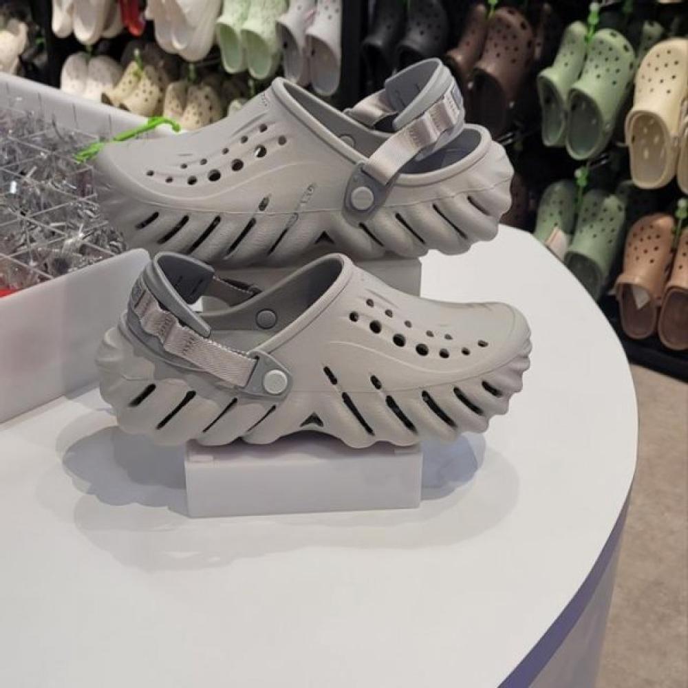 

Crocs Hc06 Echo Clog Echo Clogs 207937 1ft Light Gray/M3W5 (220)