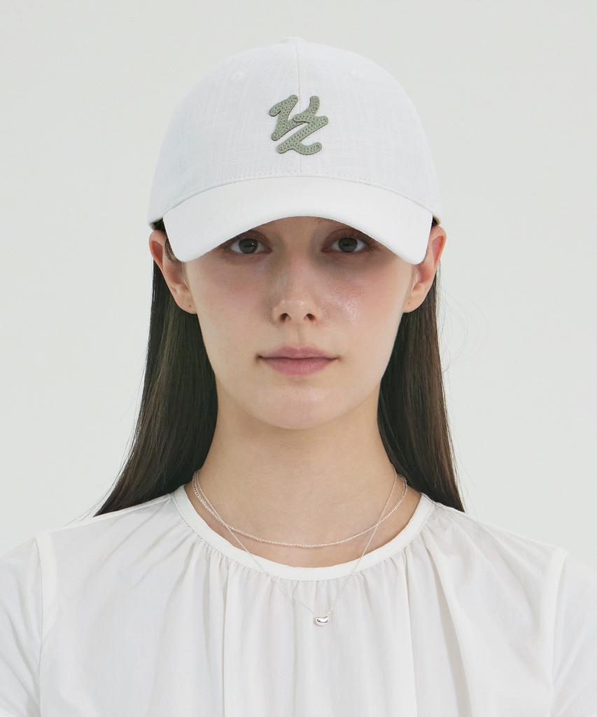 Bajal Flow Vz Leather Patch Ball Cap White