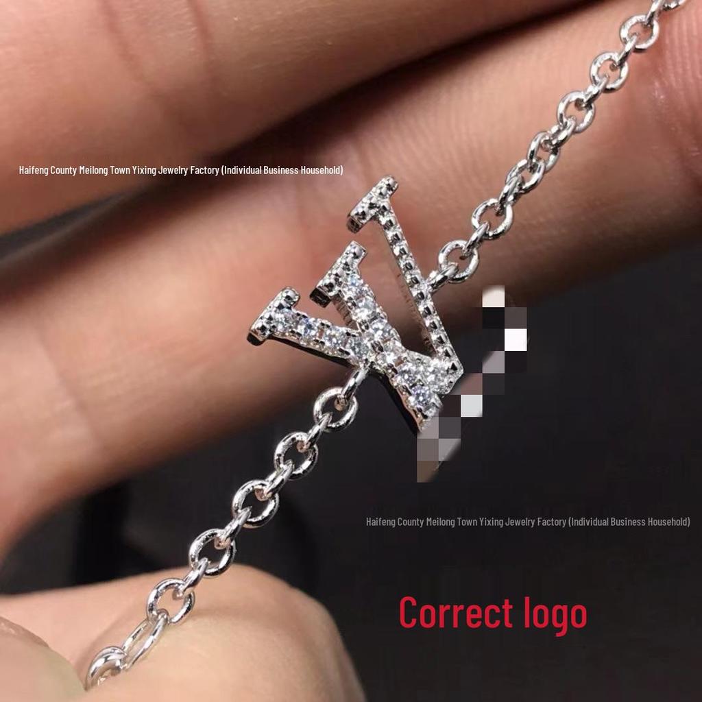 Brățară de lux LV L cu un singur rând de diamante V: Elegant, La modă, Înfrumusețat cu strasuri, Perfect pentru a face cadou.