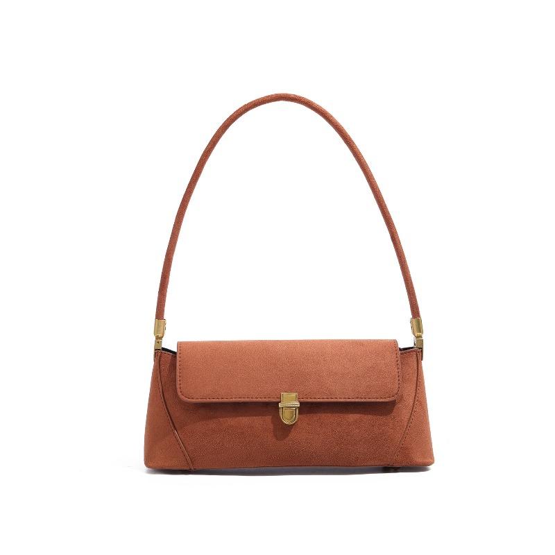 

Retro Premium Burgundy Underarm Bag Deerskin Fleece Women s Bag Autumn and Winter New Niche Shoulder Bag length 27cm*width 9cm*height 10cm