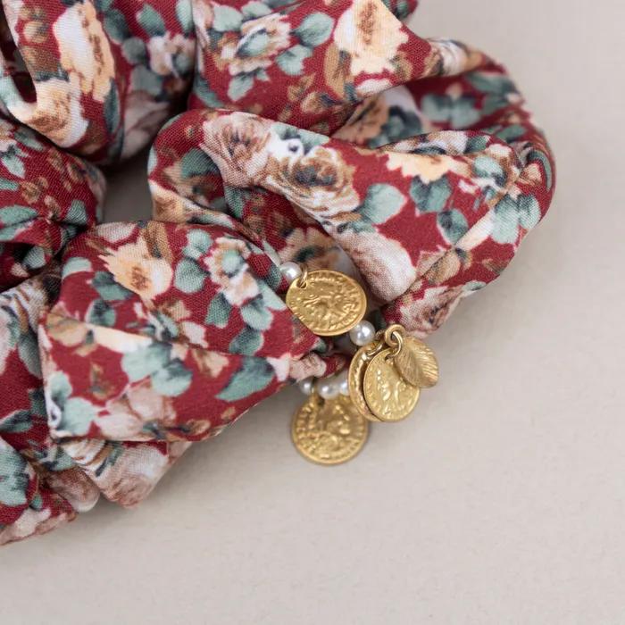 Fleur De Pearl Scrunchie _ Burgundy